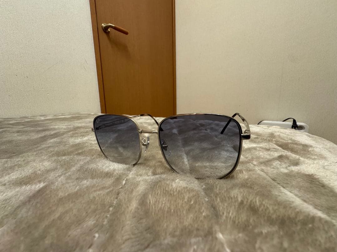 Ray-Ban サングラス RB3717D 限定カラー