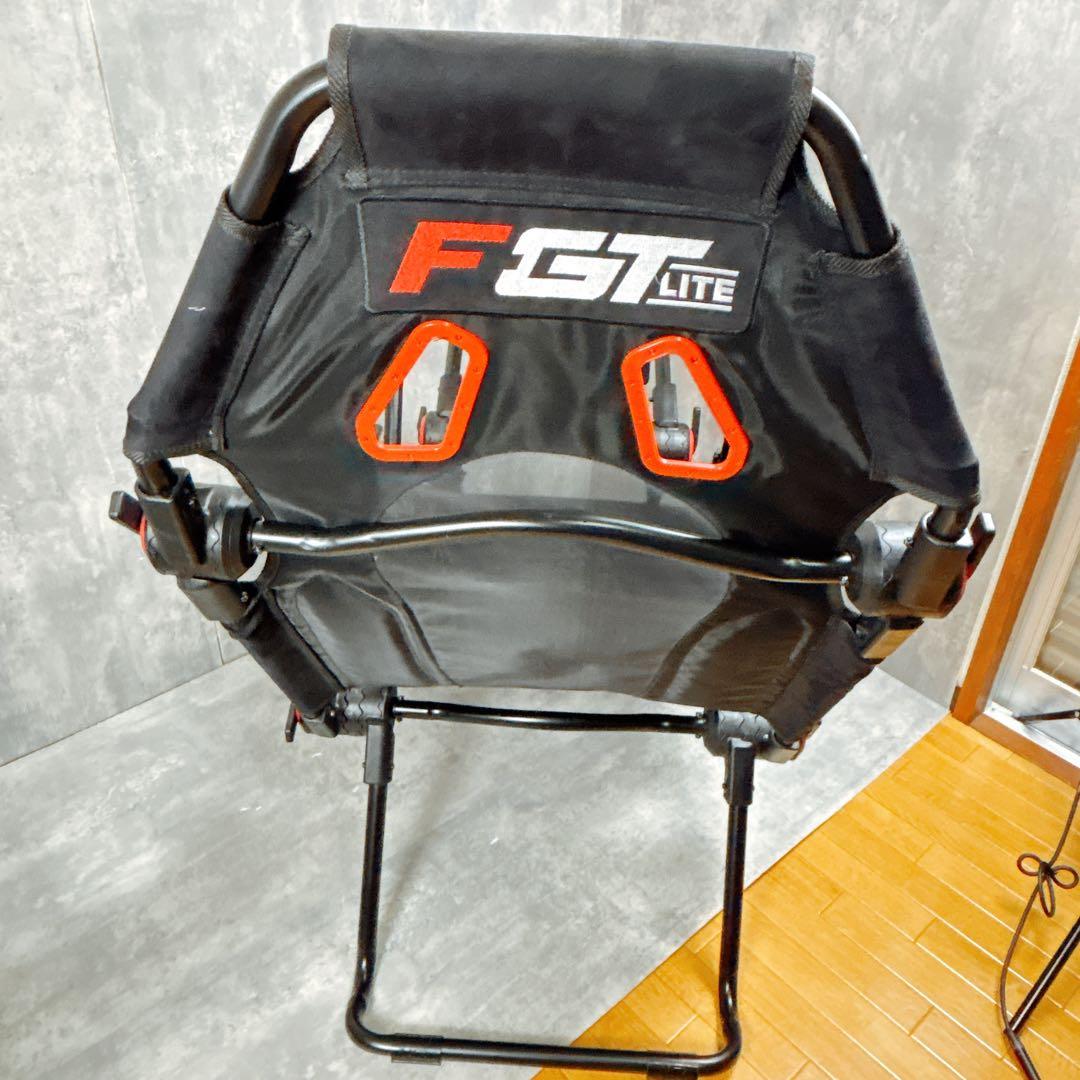 Next Level Racing レーシングコックピット F-GTLite
