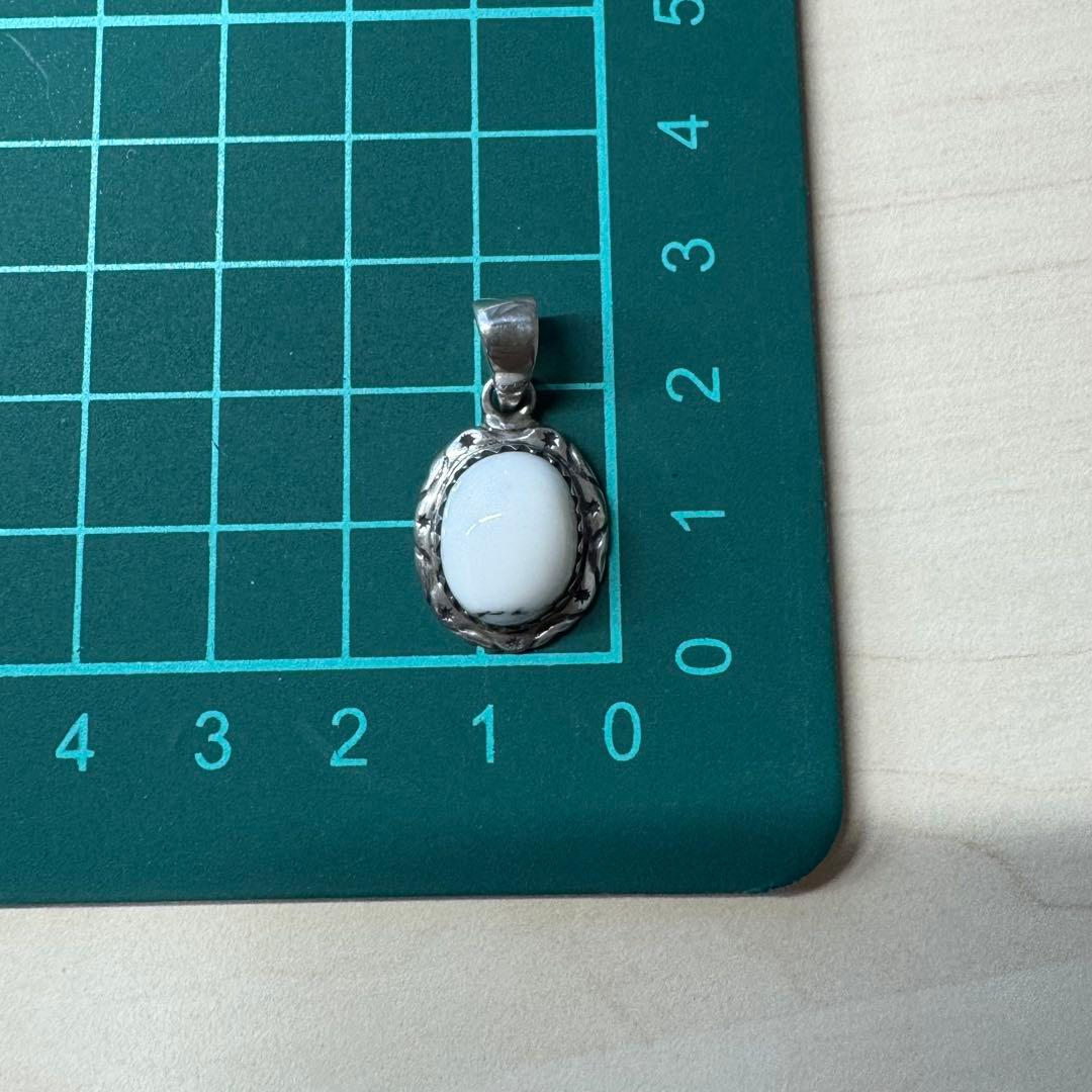 【ホワイトバッファロー】silver925 ネックレストップ