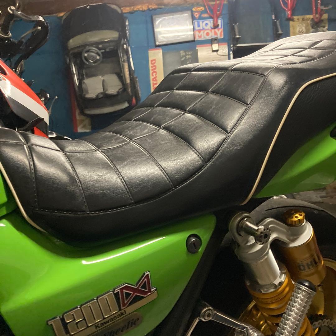 最終値下げ‼️kawasaki zrx1200ダエグ ファイナルシート