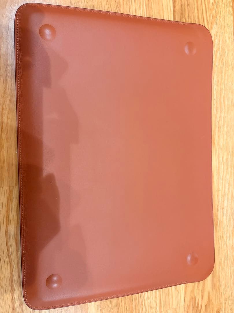 【美品】Apple 純正　レザースリーブ　13インチ