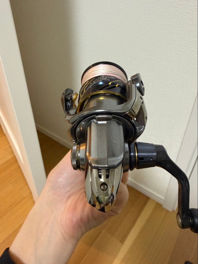 SHIMANO Vanquish C2500HGS スピニングリール