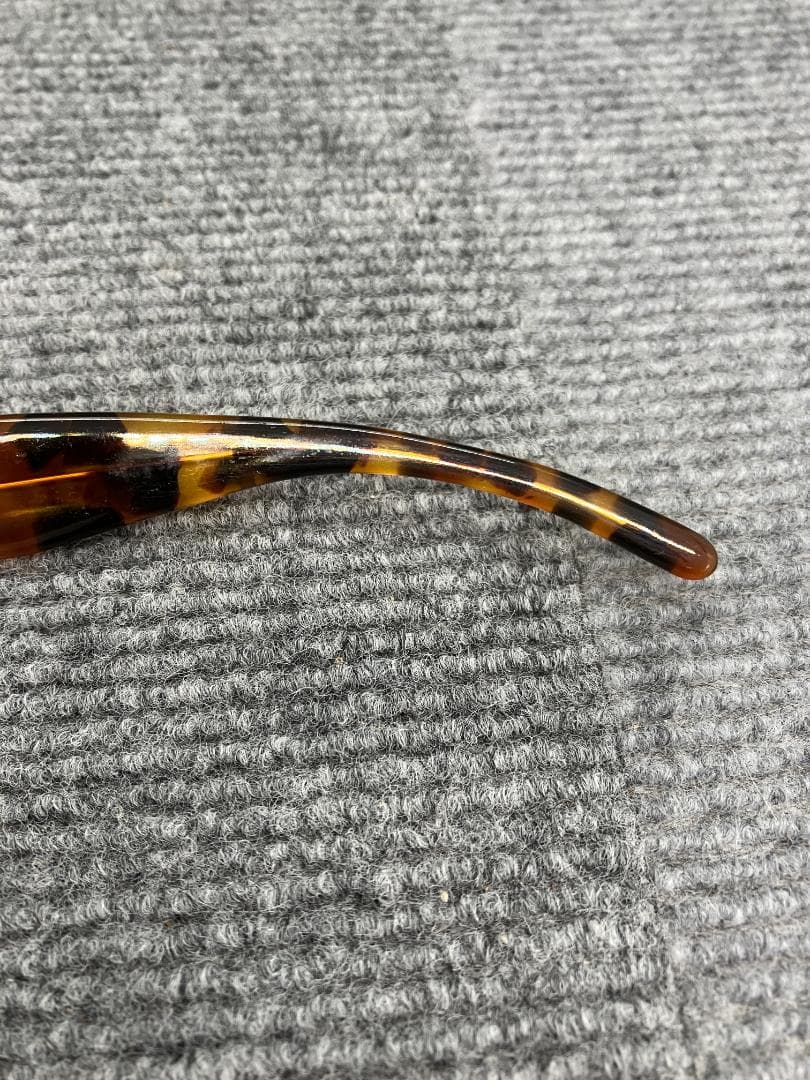 GUCCI　グッチ　サングラス　GG2195/S　252