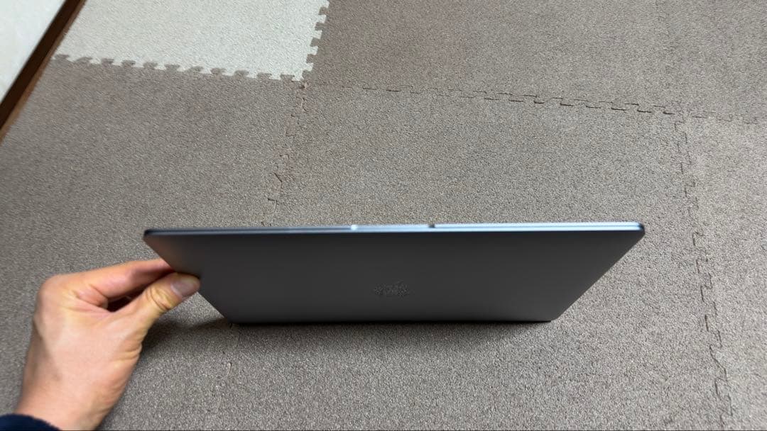 MacBook Air Intel Core i3 256GB 充電器・箱有