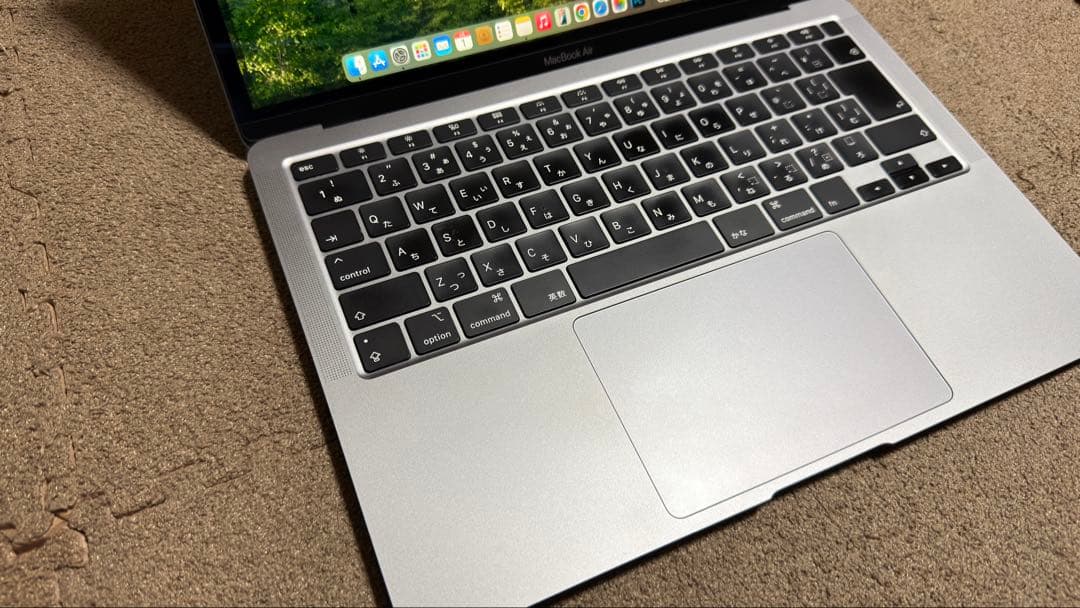 MacBook Air Intel Core i3 256GB 充電器・箱有