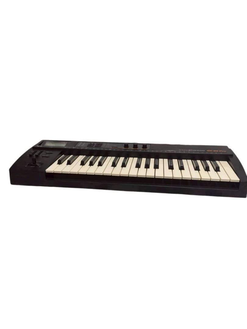131 Roland SK-88Pro シンセサイザー