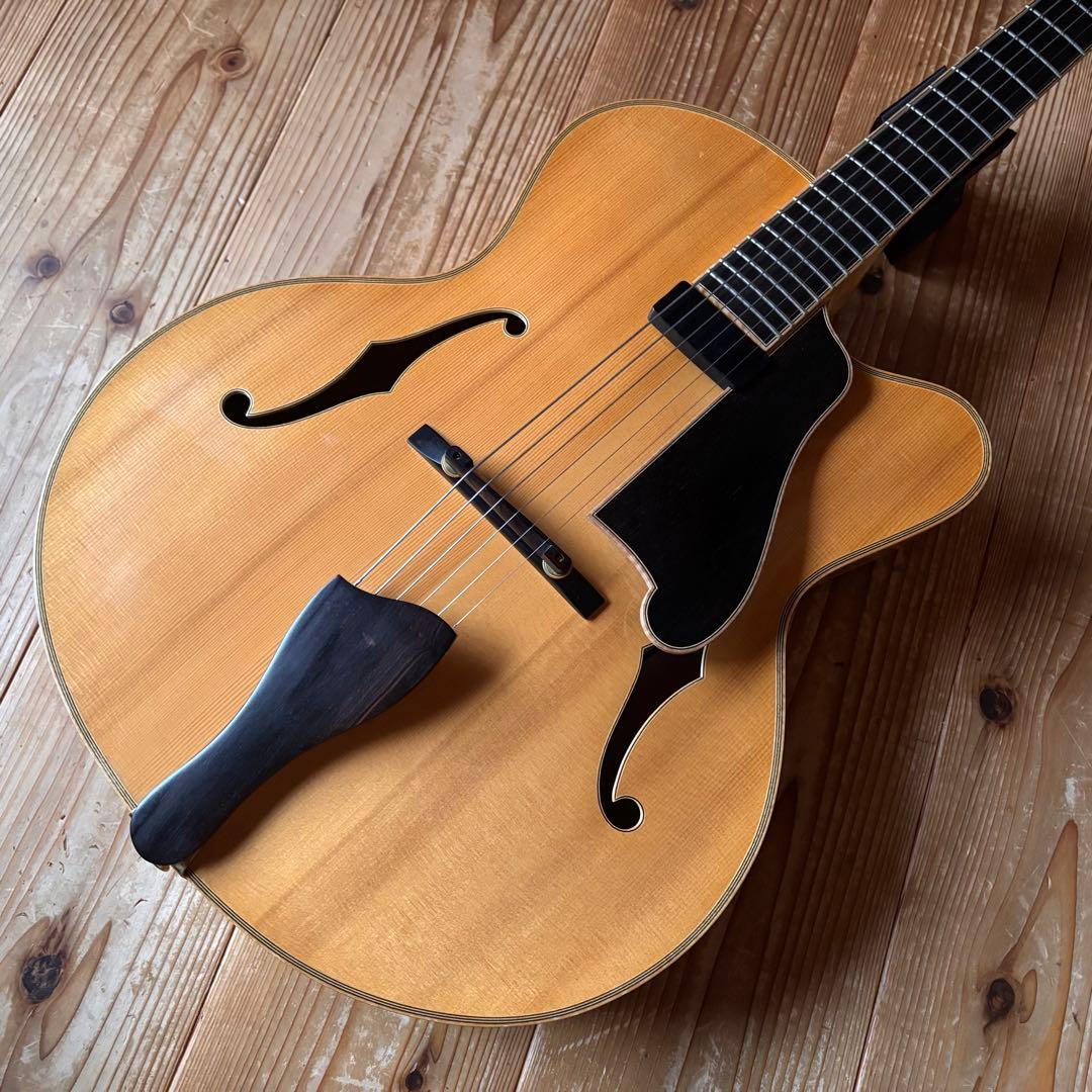 2006年製 Eastman AR910CE Blonde