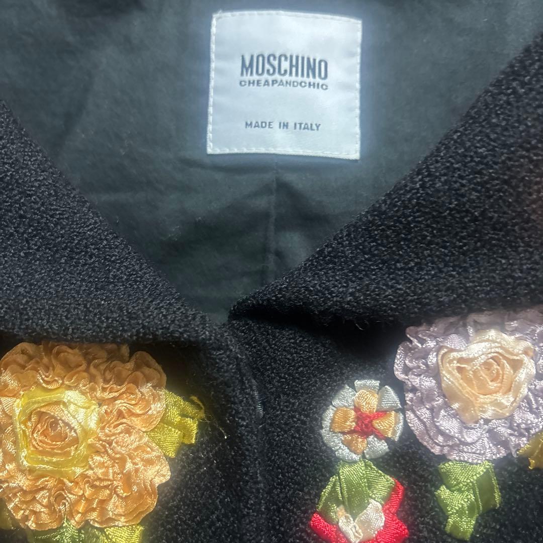 MOSCHINO 花刺繍飾りビッグカラーテーラージャケット