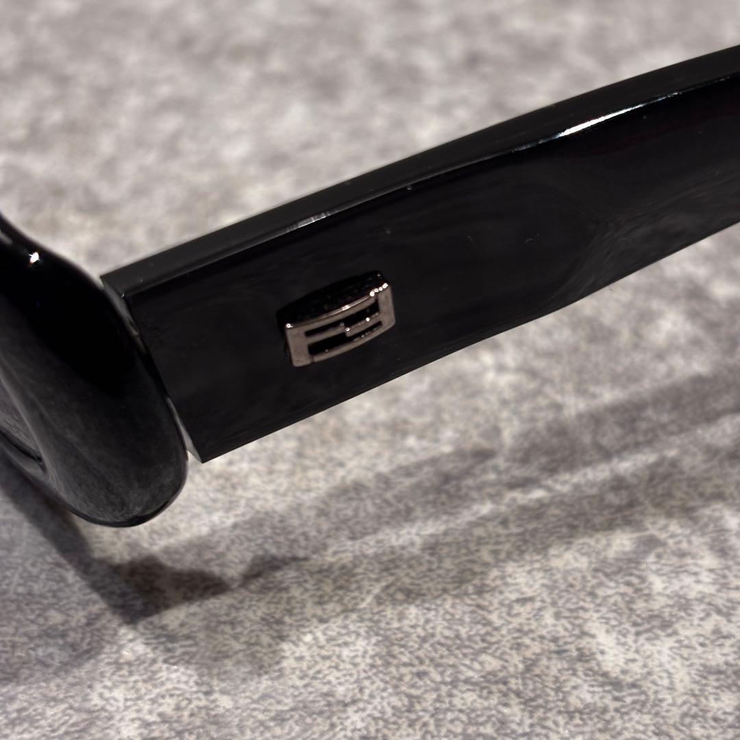 小物 FENDI Side Logo Oval Sunglasses y2k