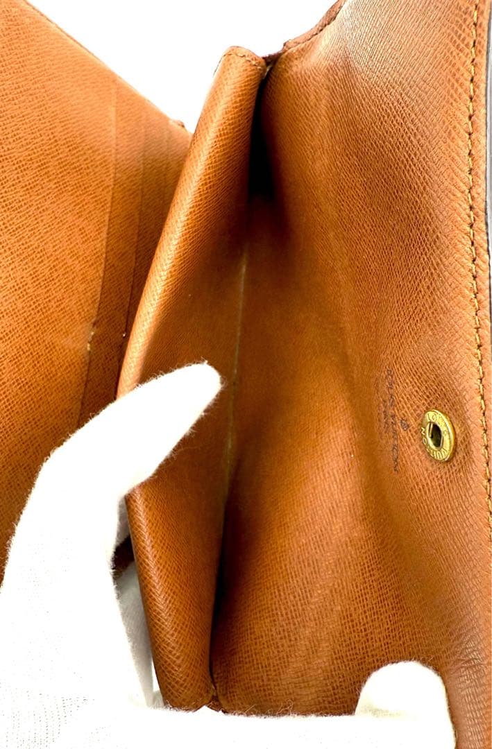 ルイヴィトン　モノグラム　ポルトフォイユ　サラ　三つお折長財布