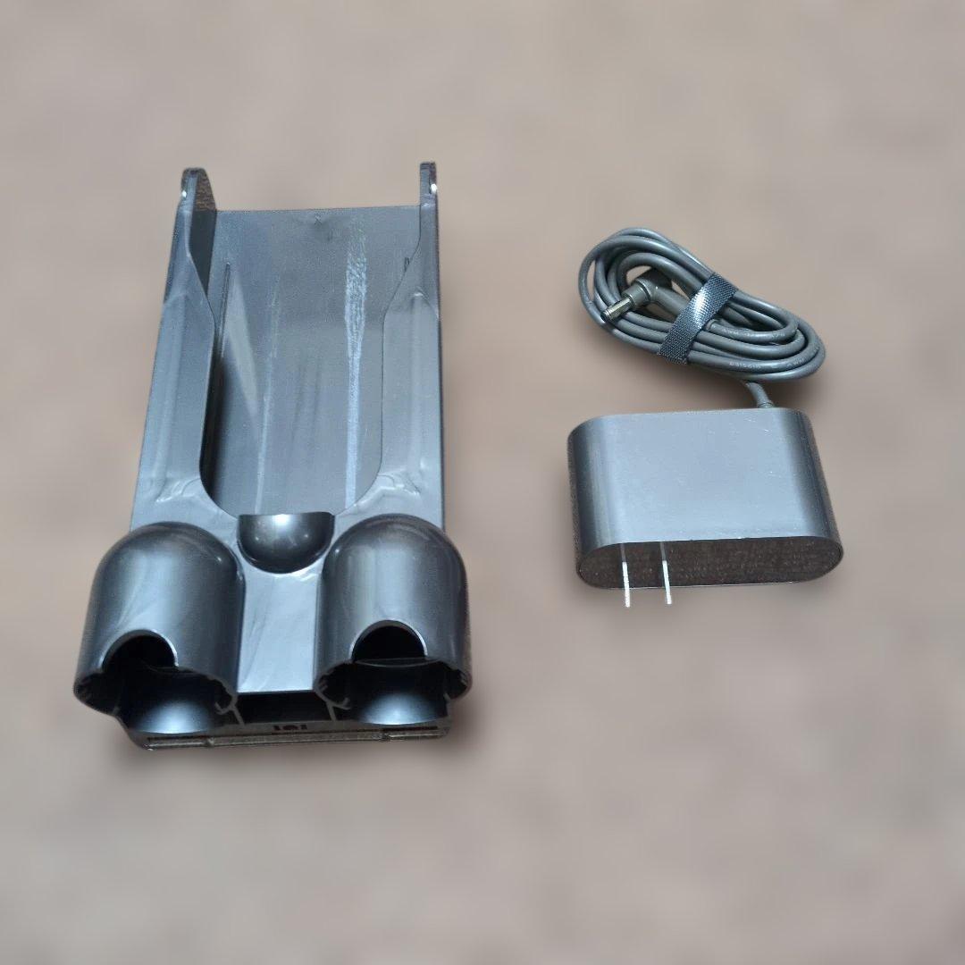 【美品】ダイソン cyclone v10 sv12 分解洗浄済み