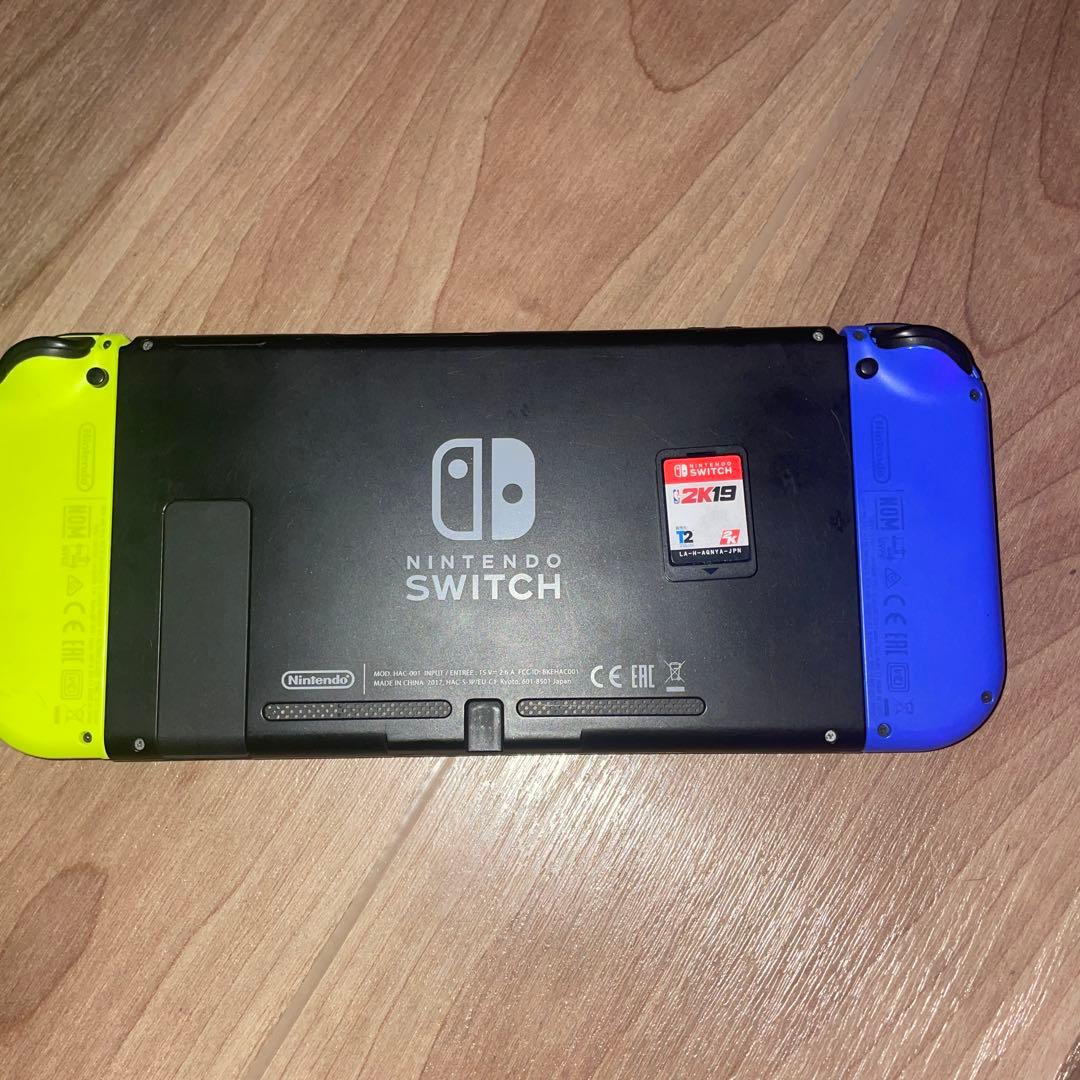 Nintendo Switch本体