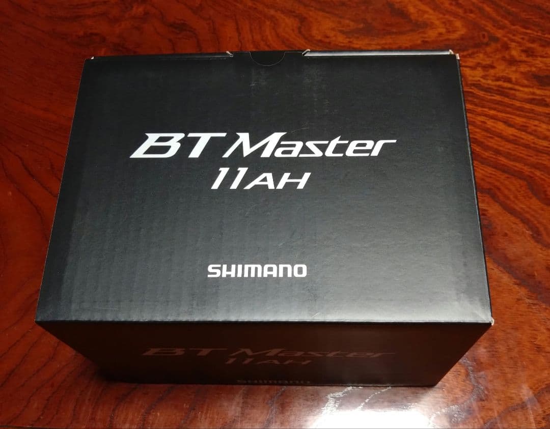 新品未使用　シマノ電動リール用バッテリー BTマスター11AH 　SHIMANO