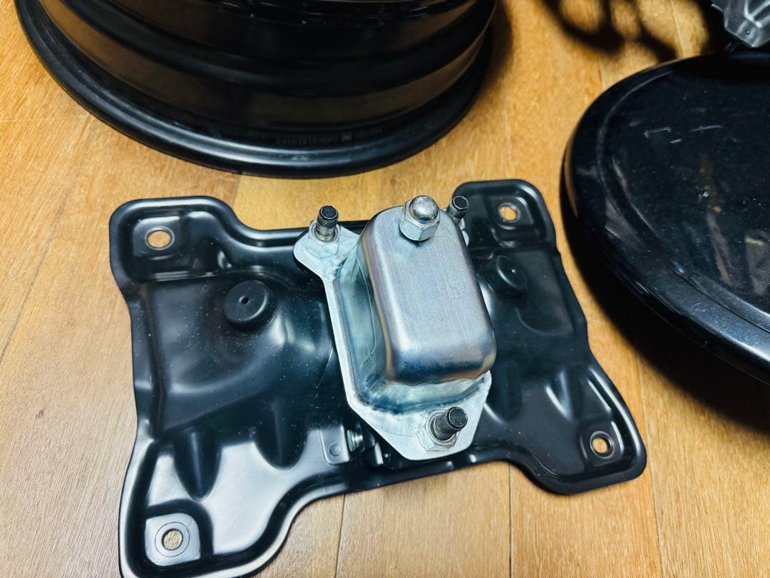 ⭐︎送料込み⭐︎ ジムニー　JB64 純正　スペアホイールセット（新車外し）