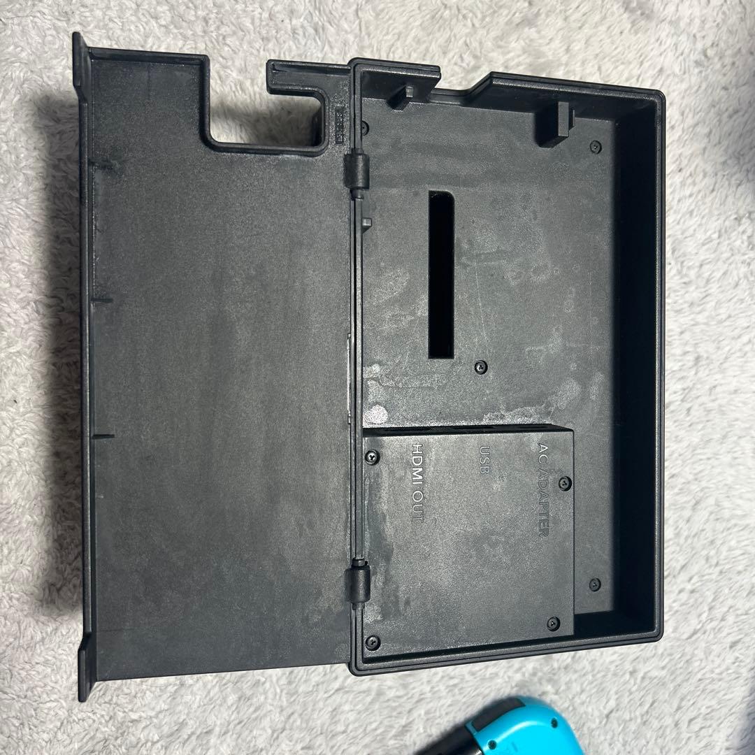 ニンテンドーSwitch 本体　Joy-Con