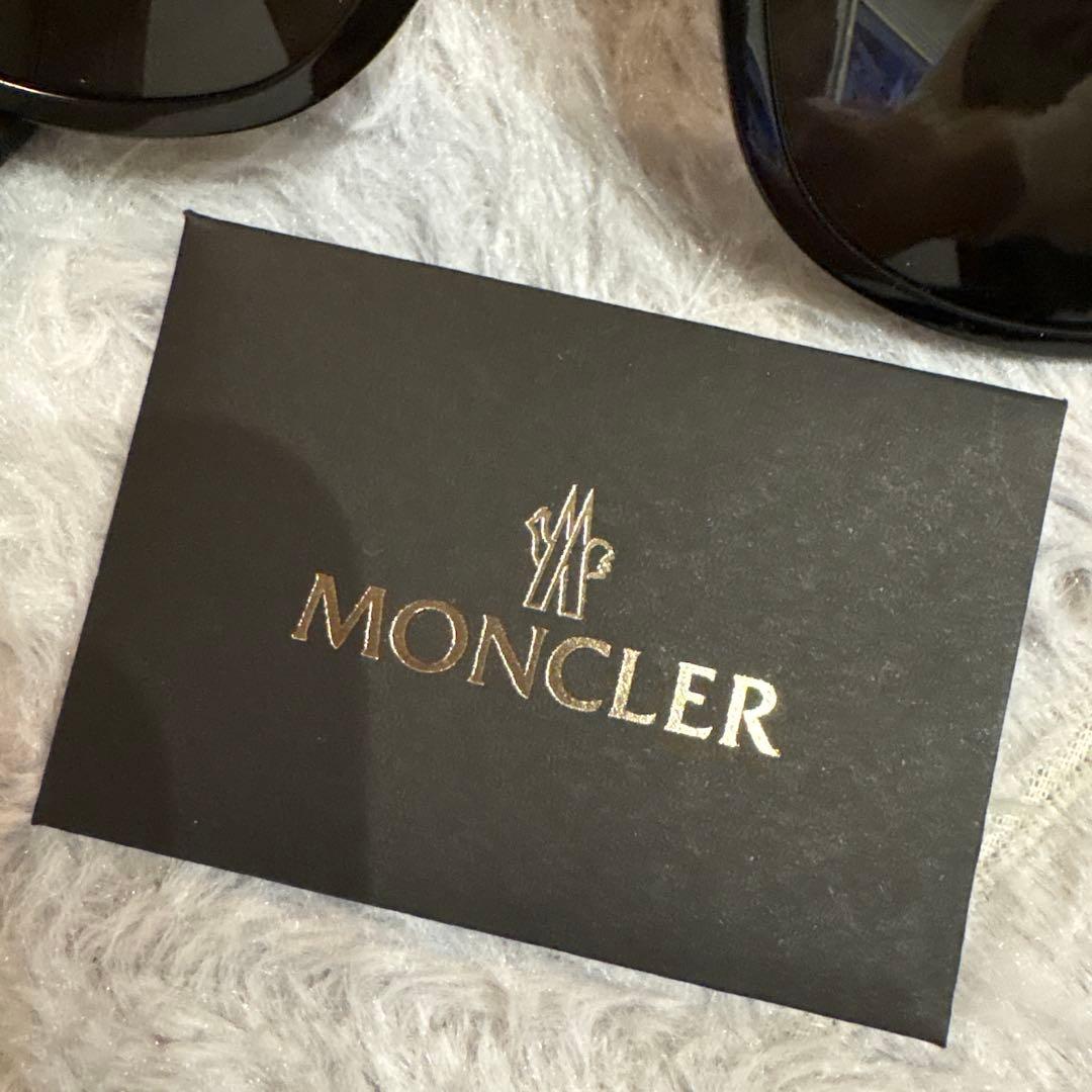 MONCLER モンクレール　ブラック サングラス美品