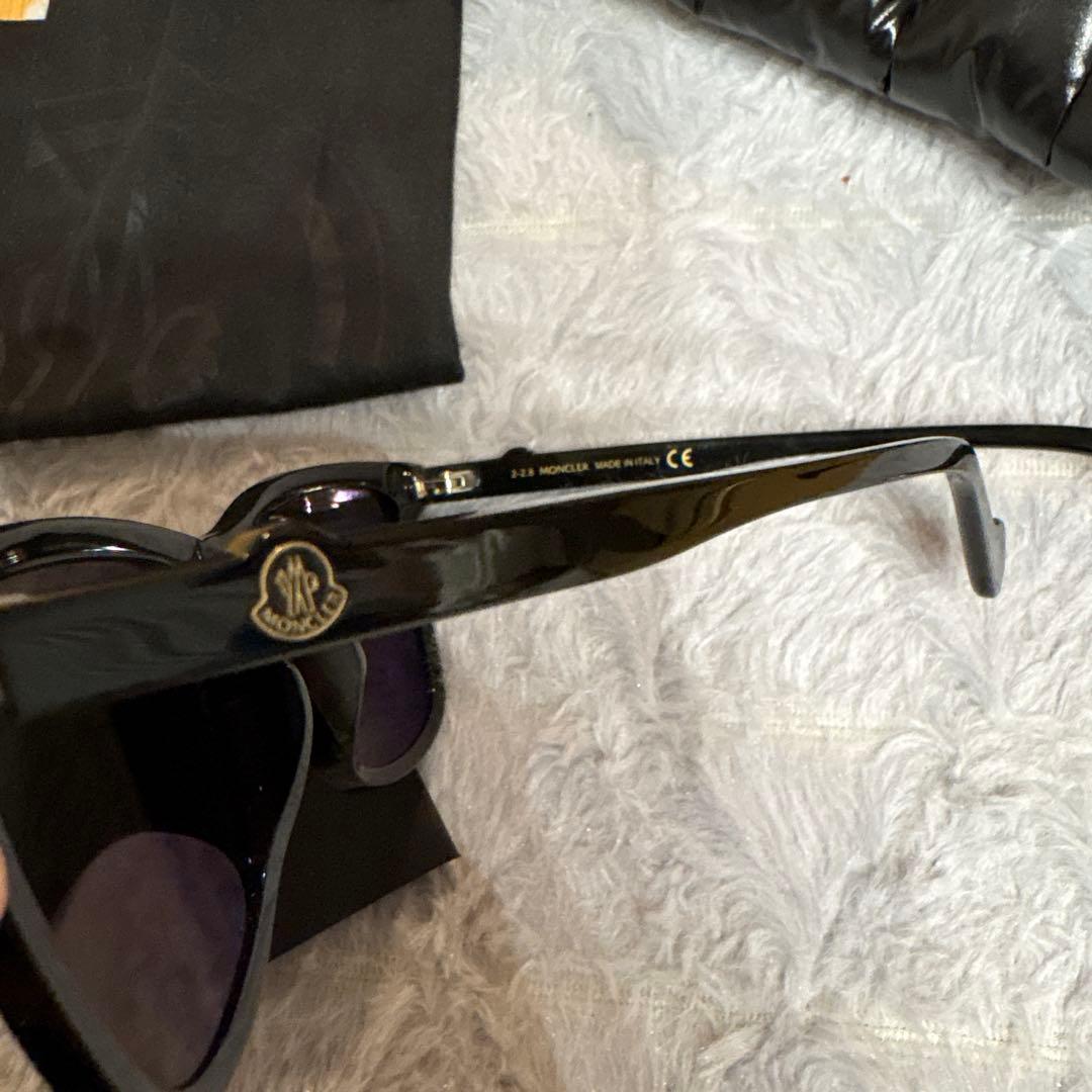 MONCLER モンクレール　ブラック サングラス美品