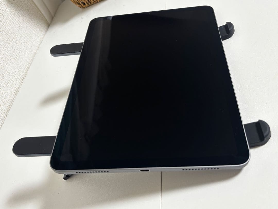 Apple iPad Air第4世代　本体 画面損傷あり