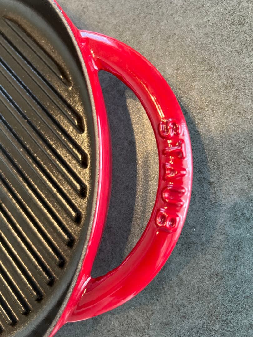 ストウブ staub ピュアグリル ラウンド 26cm チェリー