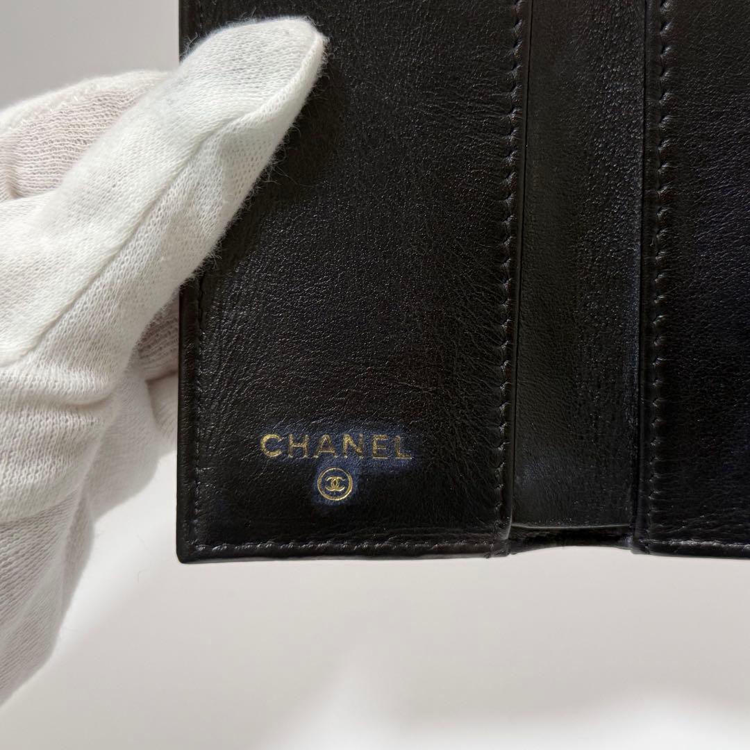 【美品】シャネル　CHANEL キャビアスキン　財布　マトラッセ　三つ折り