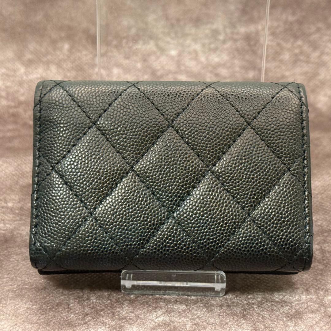 【美品】シャネル　CHANEL キャビアスキン　財布　マトラッセ　三つ折り