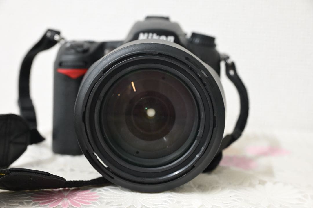 Nikon D7000 18-200 VR II レンズキット