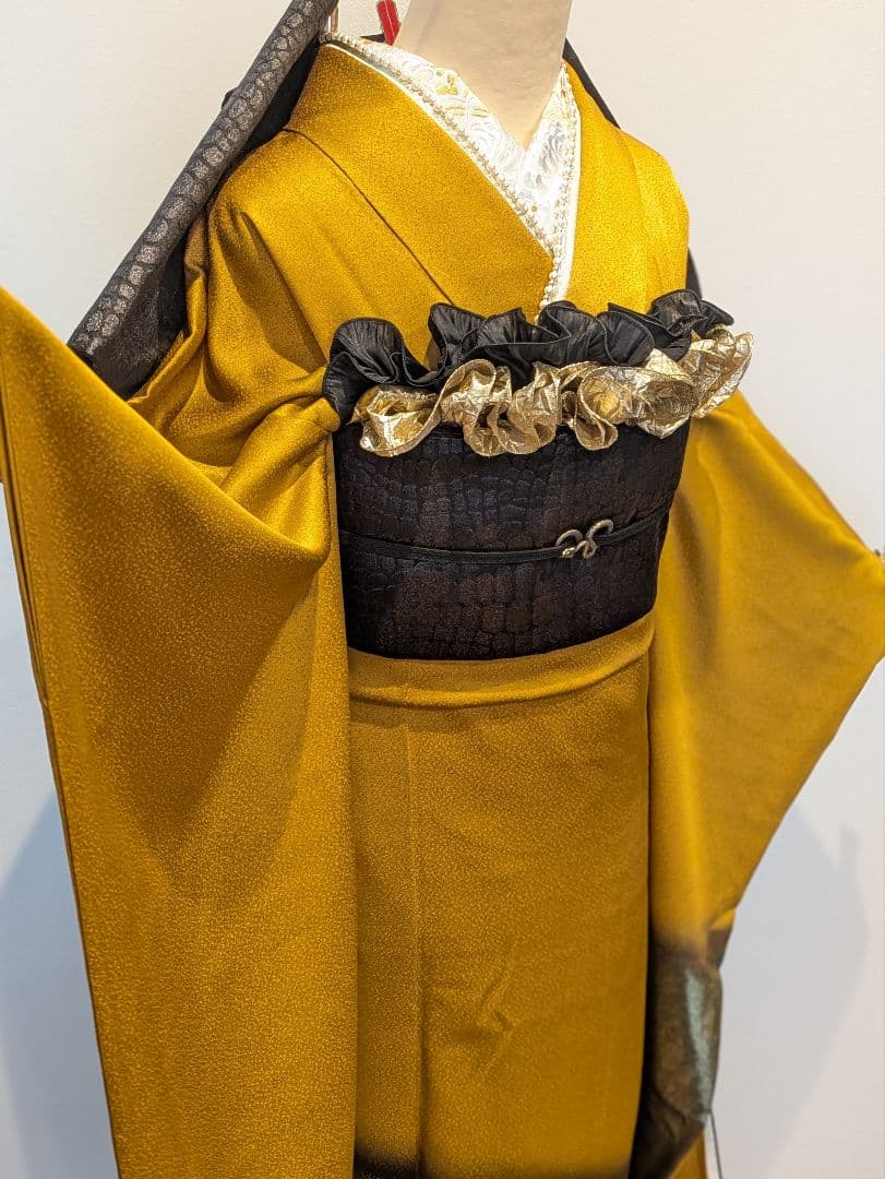 振袖フルセット 身丈179裄69 暈し 箔 黒 山吹色 成人式 逸品