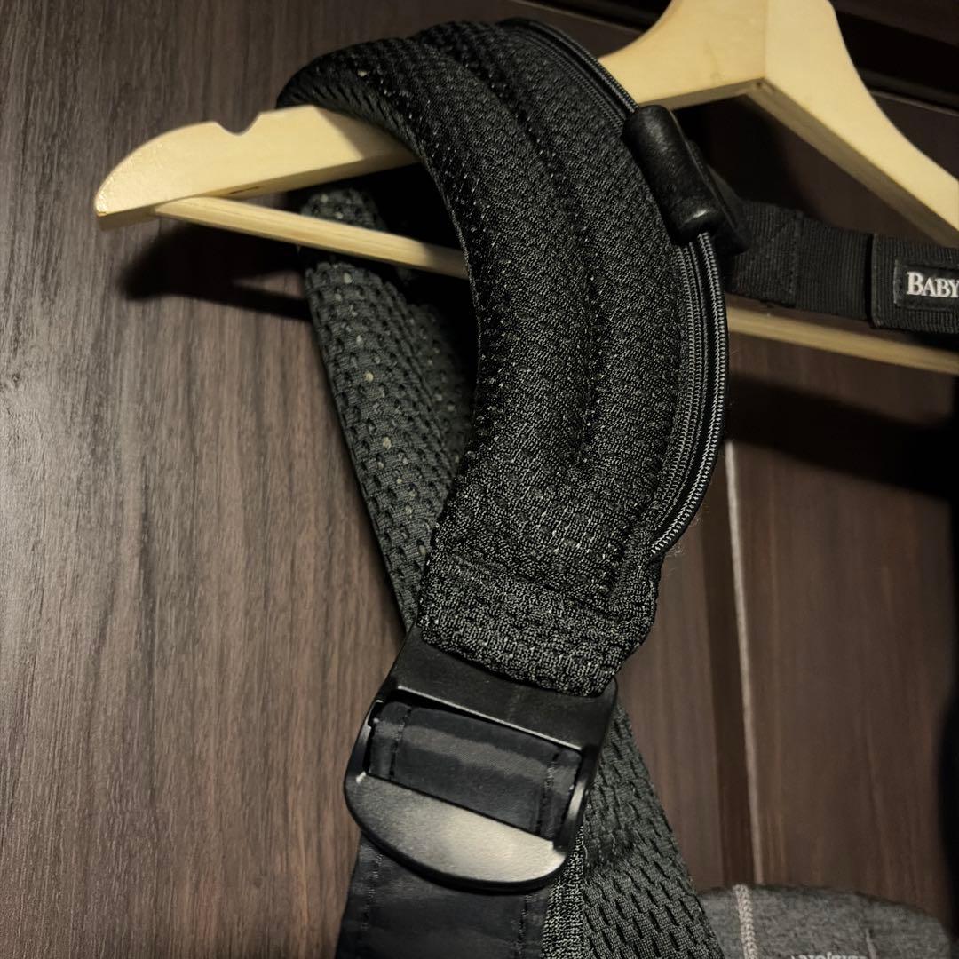 【美品】抱っこ紐 BABY BJORN ベビージョルン ハーモニー ブラック