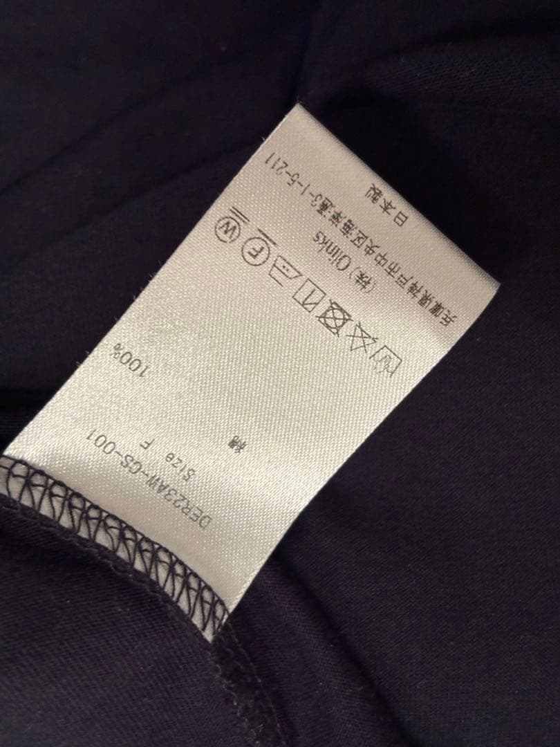 【送料込・新品・未使用】deres Pamela ネイビー Tシャツ Fサイズ
