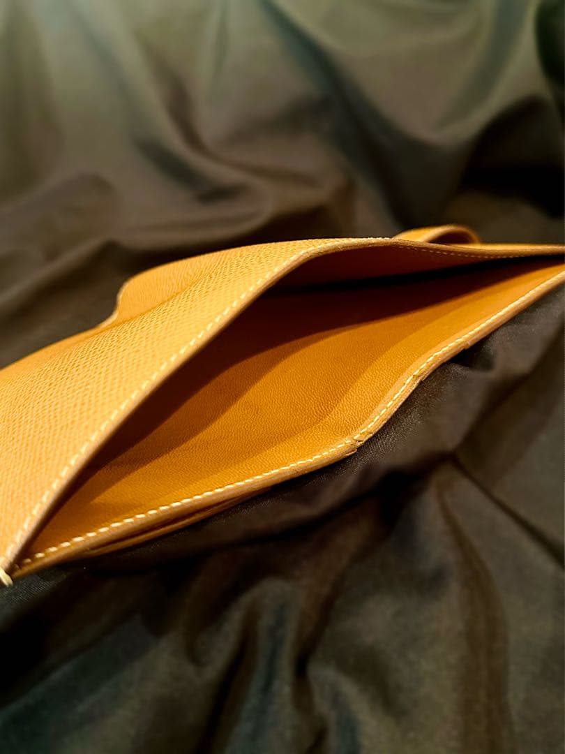 【美品】HERMES ベアンコンパクト U刻印2022年製