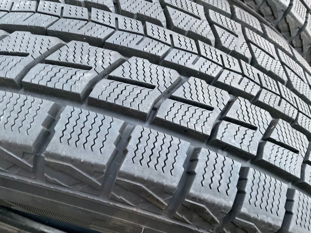 値下バリ山DUNLOP WINTERMAXXSJ8 235/60R18 ４本