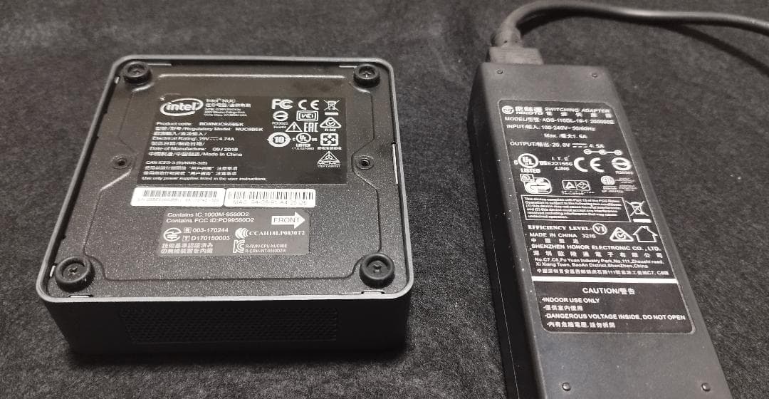 【美品 32GB / 1TB】Intel NUC8i5BEK