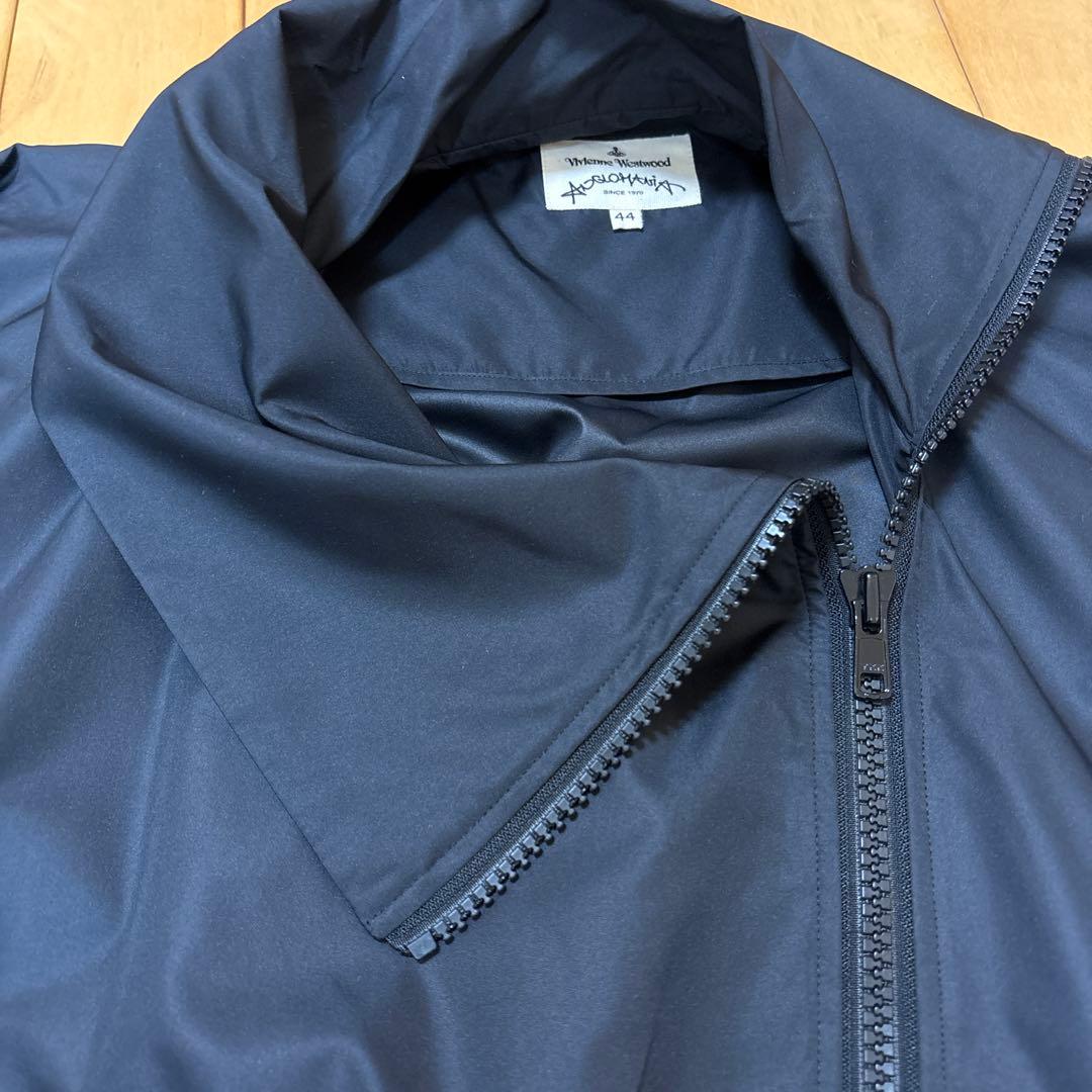 新品未使用　タグ無し　Vivienne Westwood 黒 コート　 44