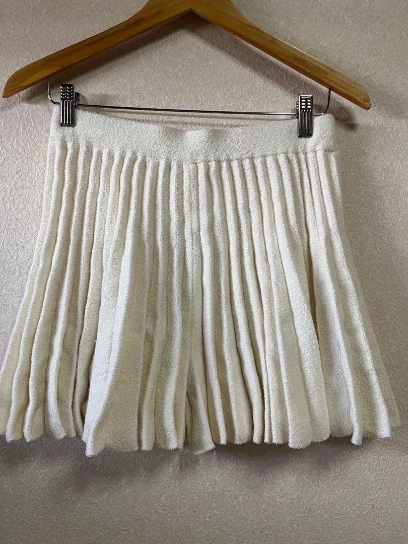スナイデルホーム　カーディガンショートパンツセット