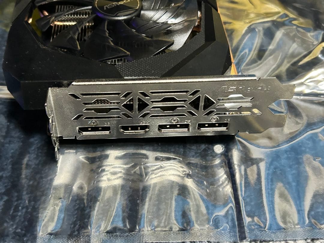 グラフィックボード・グラボ・ビデオカード ASRock RADEON RX 6600 CHALLENGER D 8GB