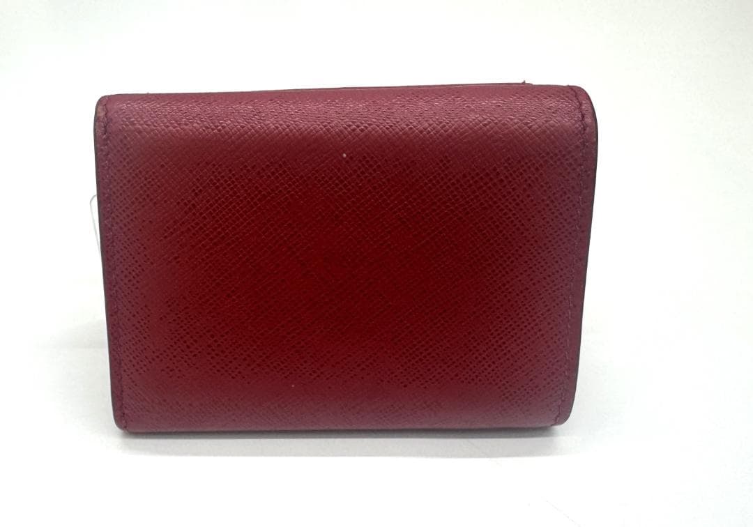 ★PRADA コンパクト三つ折り財布 サフィアーノ レッド　金ロゴ　レザー