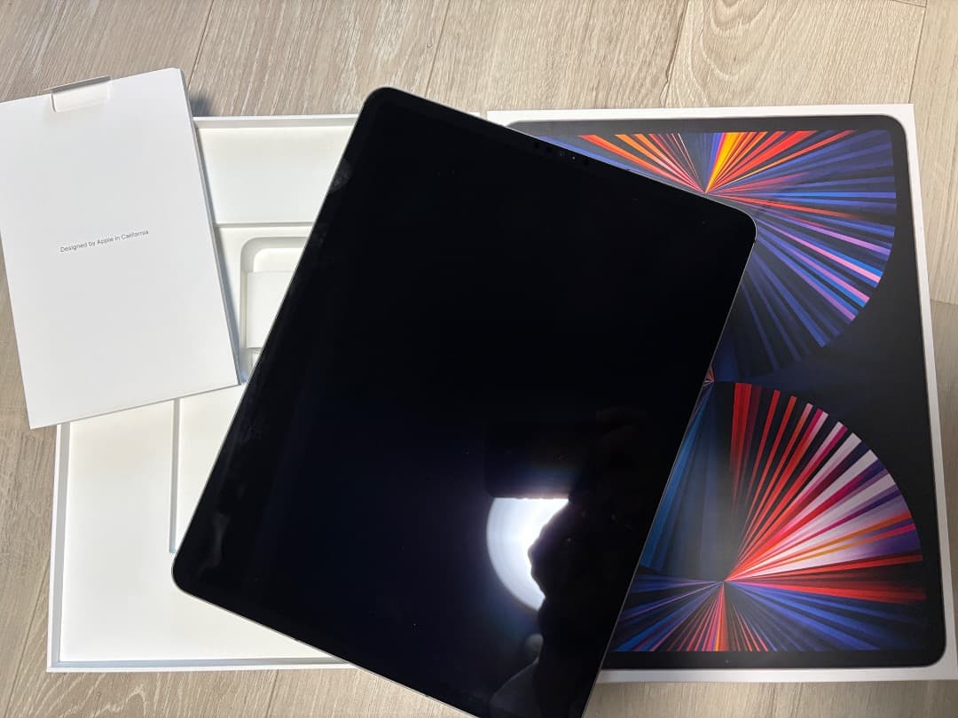 iPad Pro 12.9インチ（第5世代）Cellular 256GB
