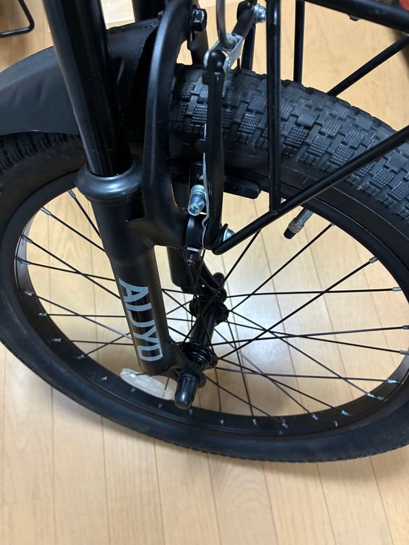引き取り限定　THREE STONE 折りたたみ自転車 20インチ