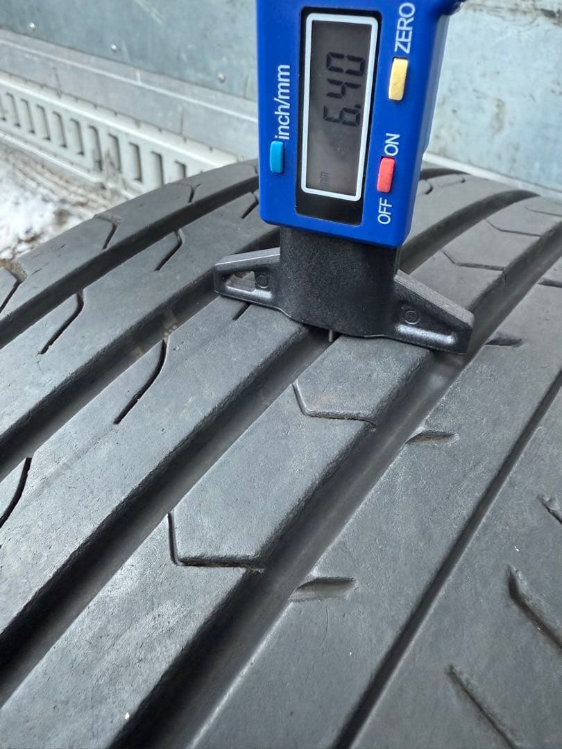 Daiヨコハマサマータイヤ215／65R16 98H