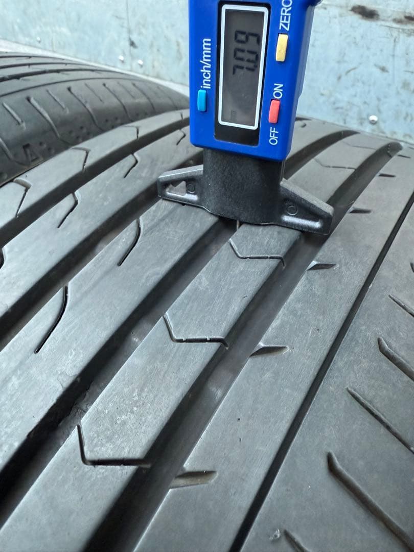 Daiヨコハマサマータイヤ215／65R16 98H
