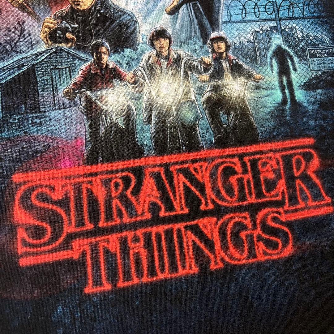 ストレンジャーシングス Tシャツ　シーズン1　ブラック　XLサイズ　古着　SF