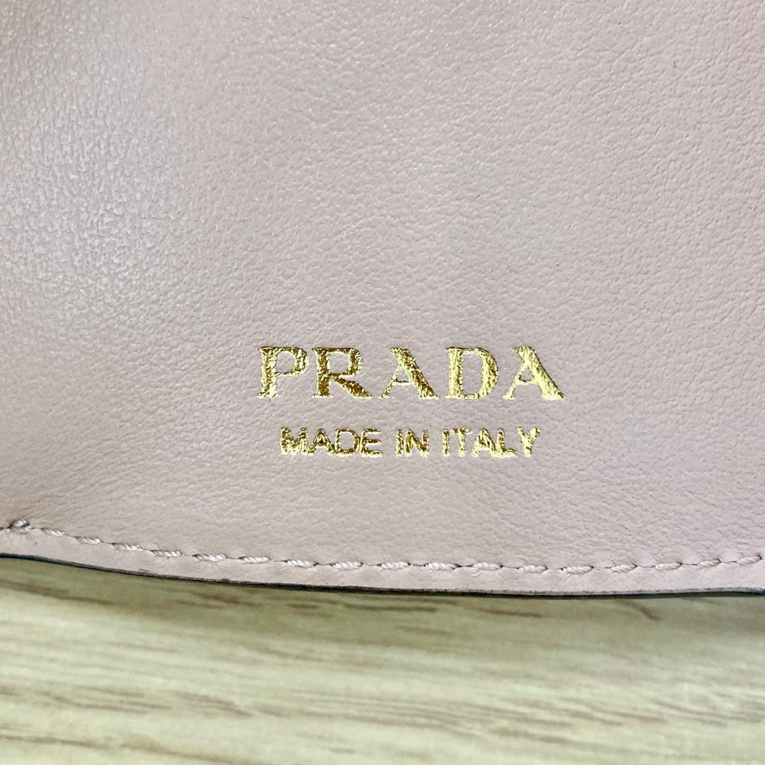 PRADA プラダ サフィアーノ 三つ折りミニ財布 リボン ブラック 未使用品