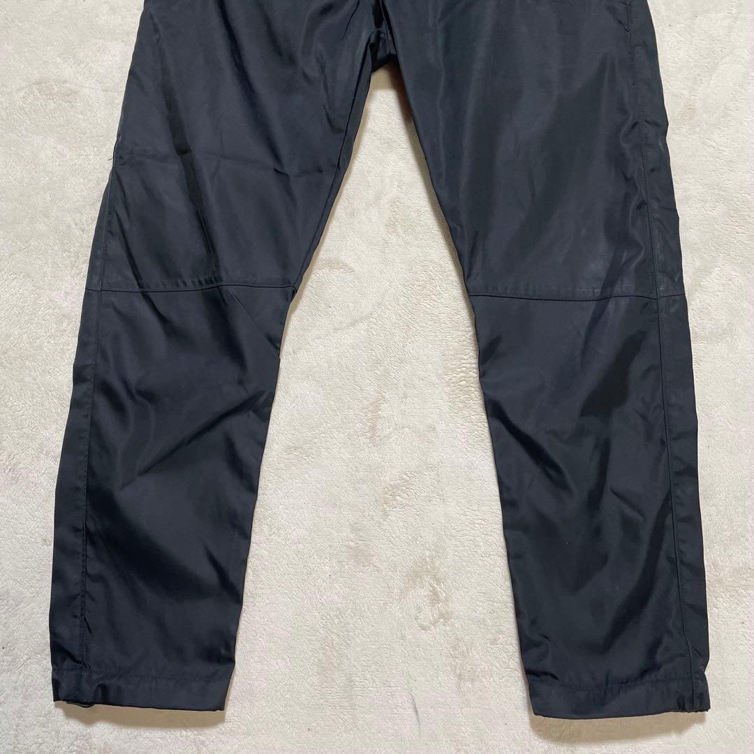 PRADA Re-Nylon 三角ロゴプレート　ボトムス　黒　46