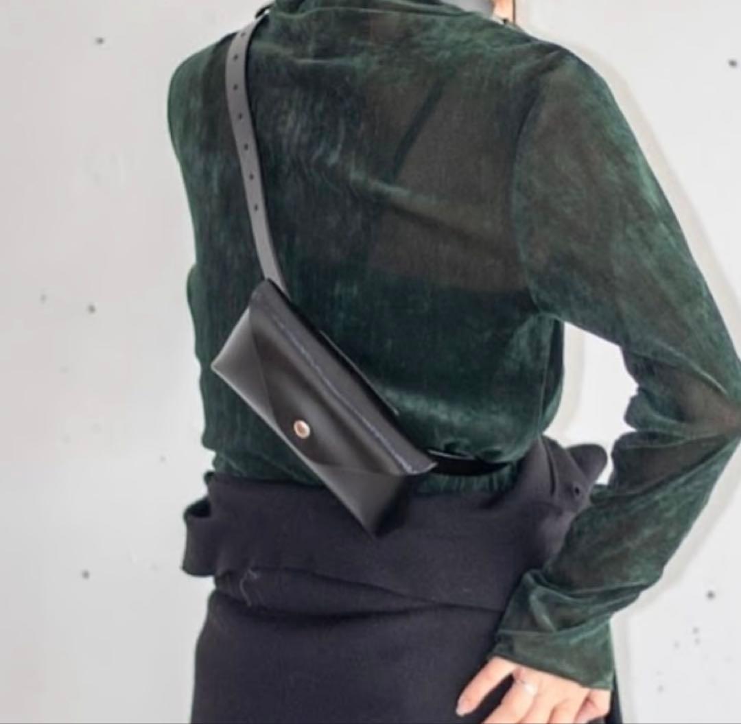 hywl CLOCHE クロシェ　ウエストポーチ　ブラック新品