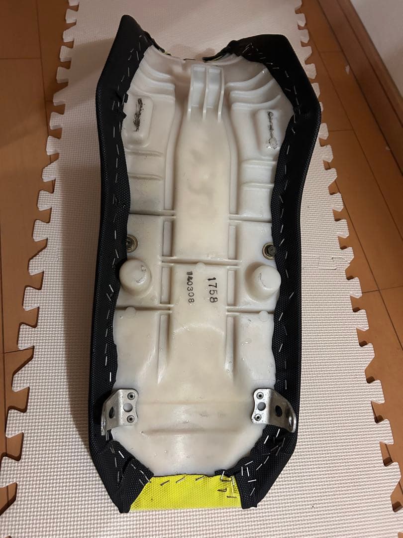 klx250 dトラッカー用　アンコ抜きカスタムシート