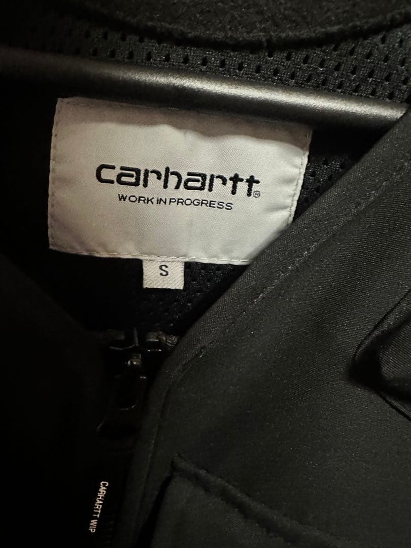 Carharttベスト黒サイズs