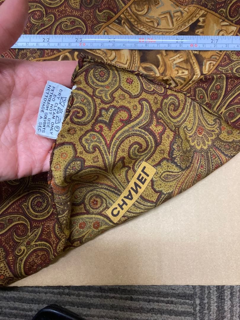 CHANELスカーフ　タグ付