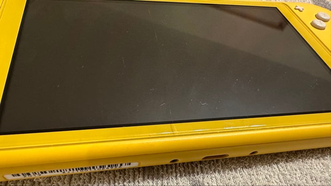 【訳あり】SwitchLite 本体 画面ヒビあり