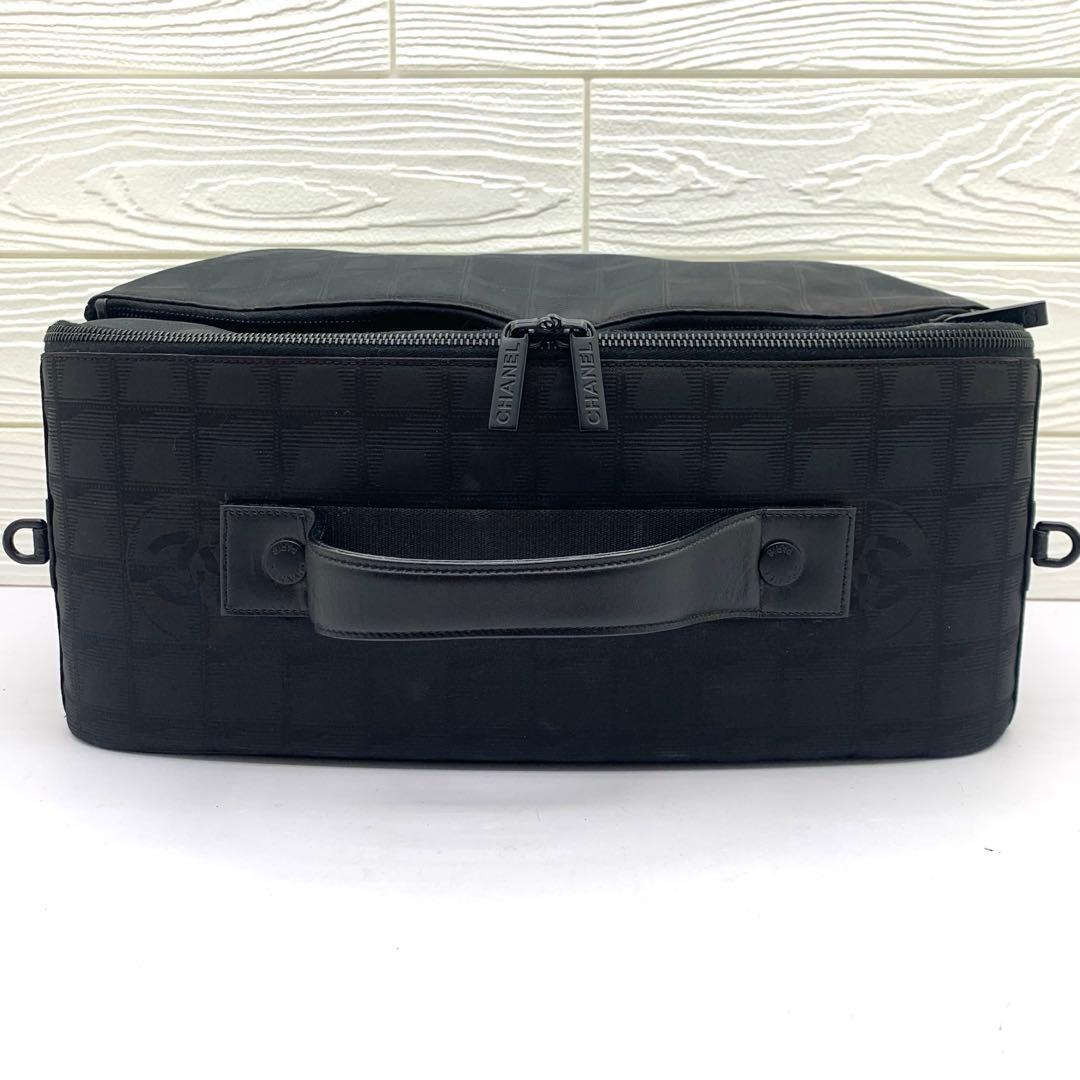希少！CHANELシャネルニュートラベルライントラベルバッグスーツケース2Way