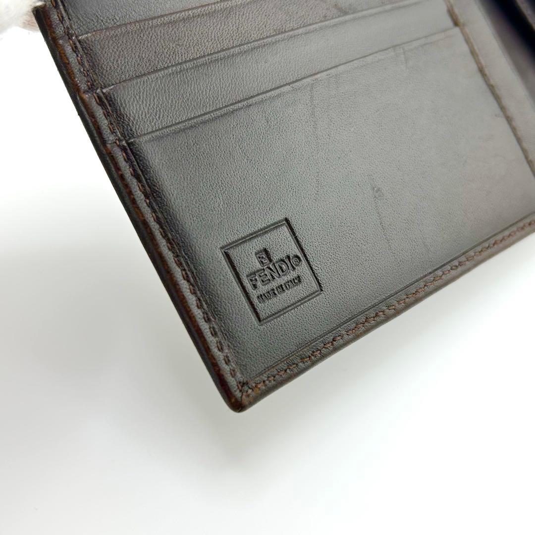 FENDI フェンディ　二つ折り　折り財布　ズッカ柄　ズッキーノ　キャンバス